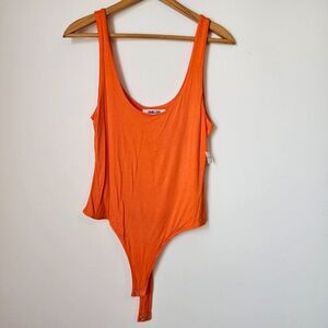 NWT DOUBLE ZERO DEEP ORANGE SCOOP NECK TANK BODYSUIT SIZE LARGE